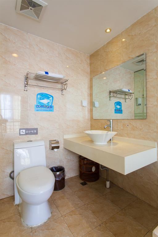 7Days Inn Qingdao Haiyunan Xinglong Road Room photo